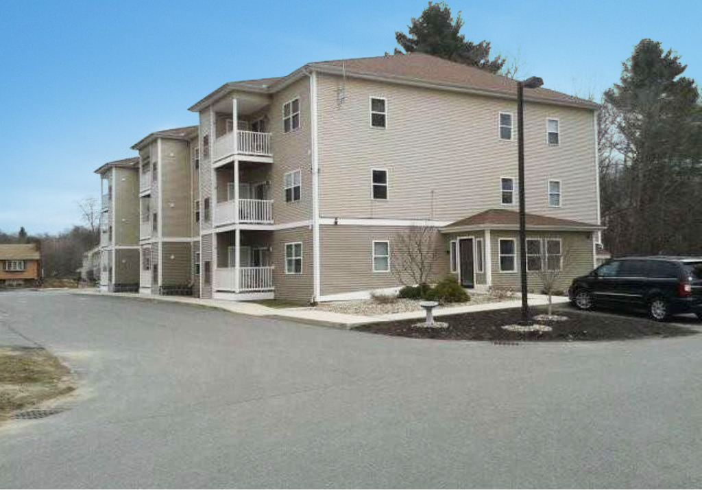 27 Units in Tewksbury, MA